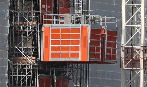 hoist contractor